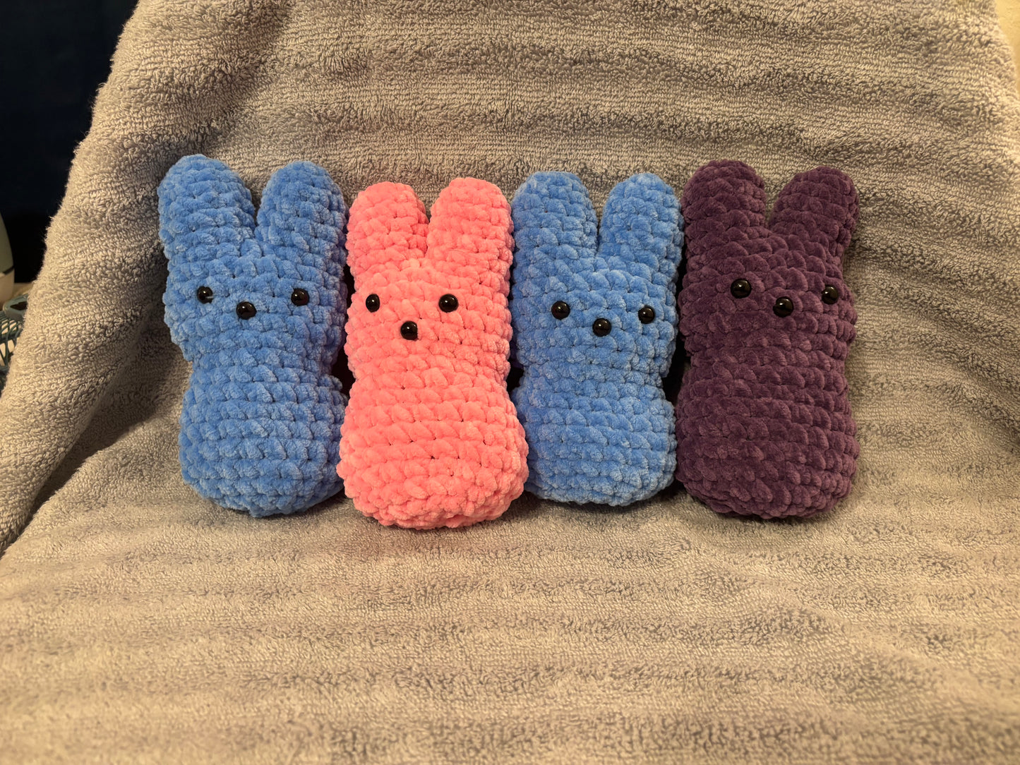 Bunny plushie(Made to order)