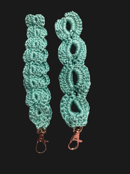 Wristlet keychain